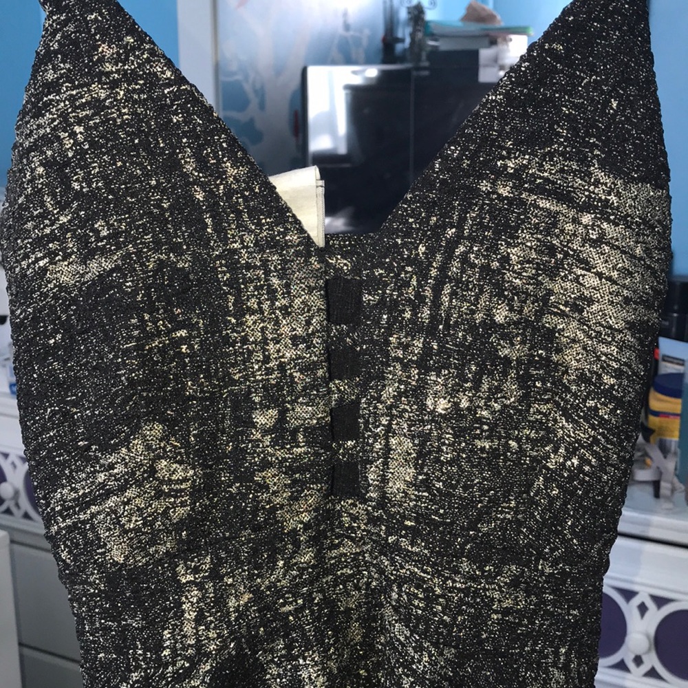 Dress - Picture 5 of 6